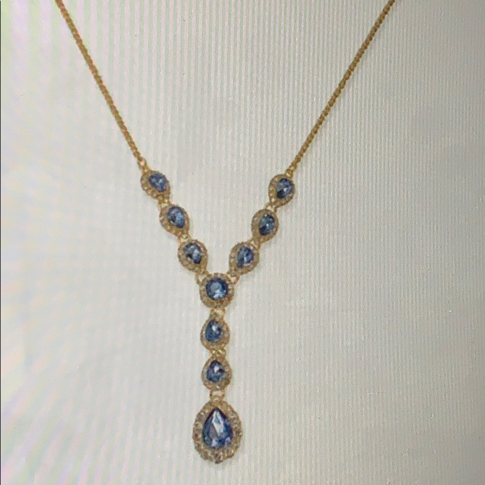 NWT Gold Crystal and stone lariat necklace 17”